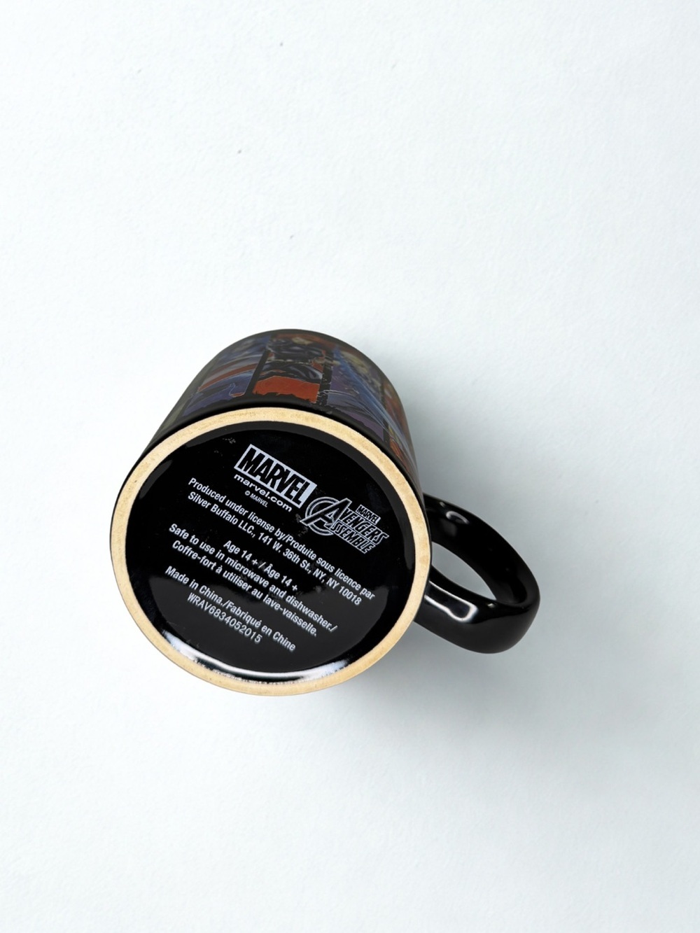 Marvel Black and Red Superhero Panel Mug - Picture 5 of 5